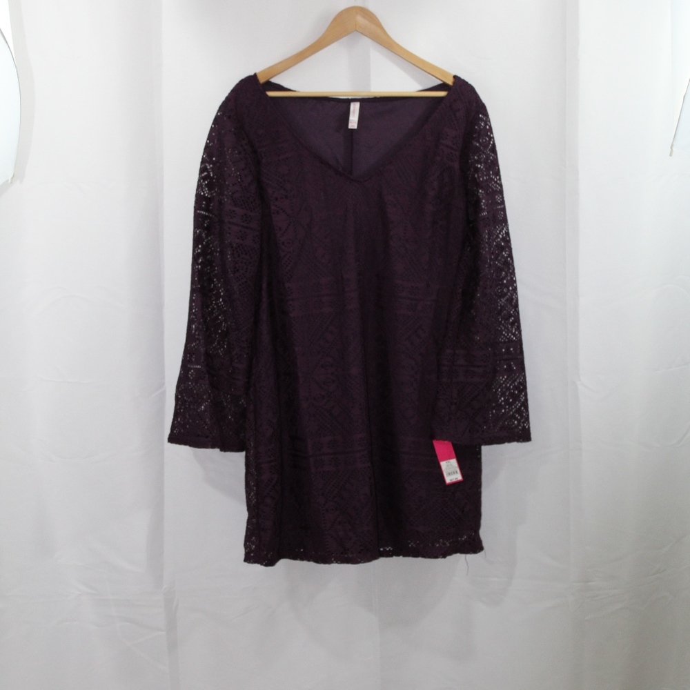 Lace V-Neck Dress